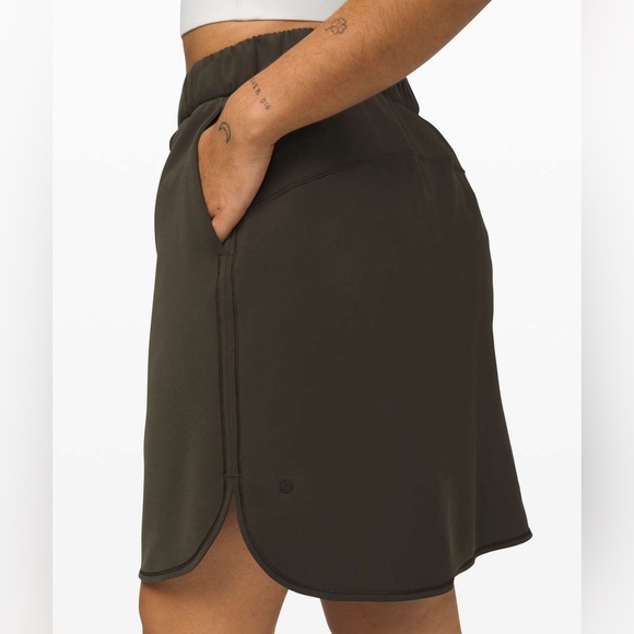 ✨LAST CHANCE✨ LIKE NEW lululemon athletica On the Fly Skirt Woven - Picture 5 of 8